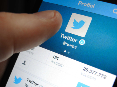 Топ-менеджер Twitter обсудит с Роскомнадзором удаление противоправного контента