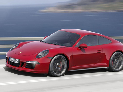 Porsche не откажется от механической КПП