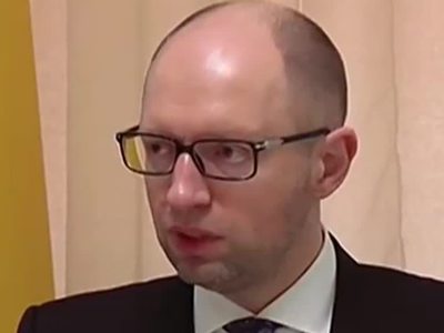 Яценюк предложил узаконить присягу на верность Украине