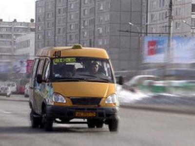 Проезд в омских маршрутках вернулся к 18 рублям