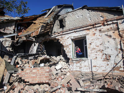 Украинские силовики вновь обстреливают центр Донецка
