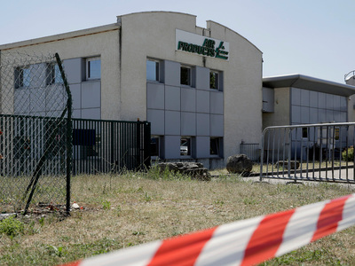 Террористу, атаковавшему завод во Франции, предъявлено обвинение