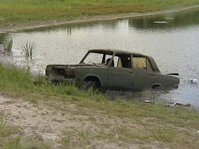 В Калининграде угнанный автомобиль  фронтовика нашли на дне озера