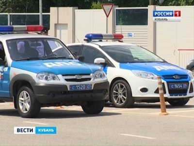 Въезд в сочинский аэропорт взяли под охрану полицейские