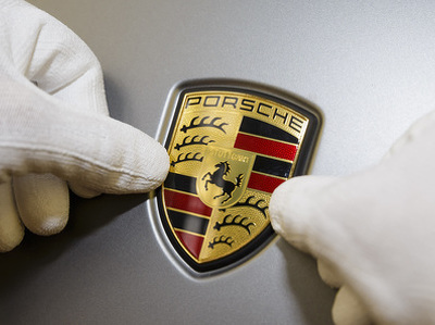 Младшего брата Porsche Panamera представят в сентябре