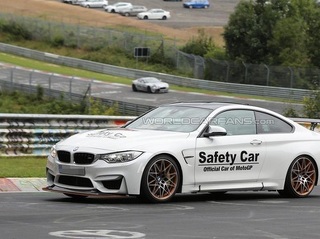 BMW тестирует трековую M4