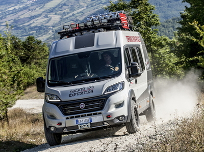 Fiat Ducato стал внедорожным домом на колесах