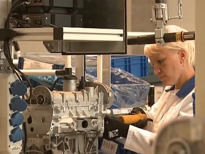 Санкции ЕС неэффективны: ведущие автоконцерны наращивают присутствие в России