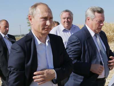 Спасибо заморским друзьям: Путин посоветовал ростовским фермерам срочно занимать рынок