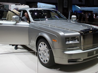   Rolls-Royce    