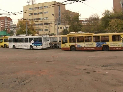 ЧП в троллейбусном депо Оренбурга: женщину-водителя раздавила 10-тонная машина