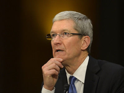 Глава Apple: автомобильную индустрию ждут "большие перемены"