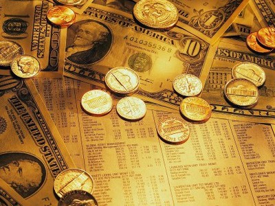 Россия скупает золото рекордными объемами
