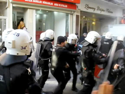 Стамбул: недовольных комендантским часом разогнали газом