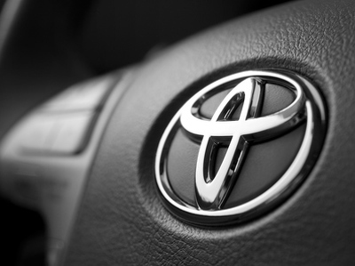 Toyota Camry обречена проиграть кроссоверам