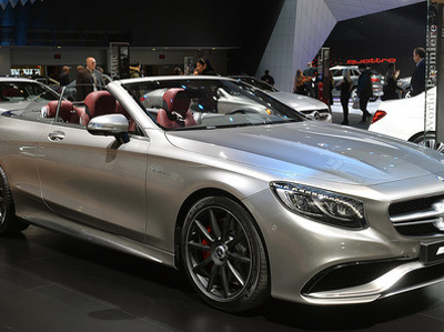 Mercedes-Benz отметил 130-летний юбилей особой версией кабриолета S-класса