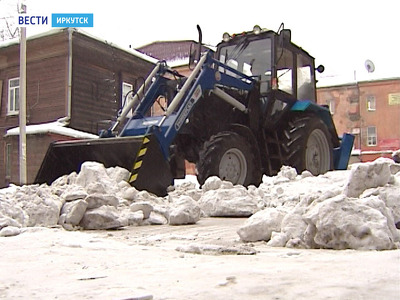 Иркутские власти обязали управляющие компании покупать уборочную технику