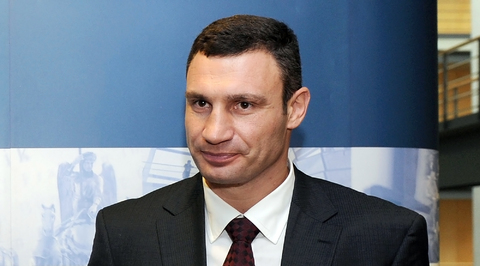 Националисты просят Кличко запретить гей-парад в Киеве, или они за себя не ручаются