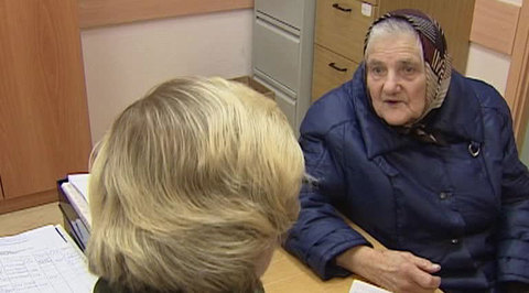 Медведев: социальные выплаты должны быть адресными