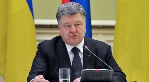 Порошенко: Киев будет вести переговоры только с украинским Донбассом