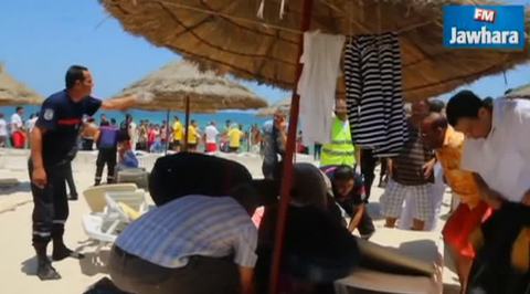 После бойни у отеля в Тунисе закроют 80 мечетей