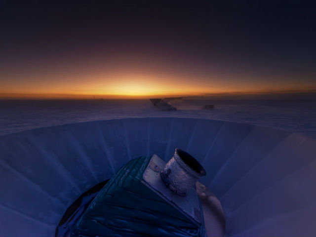 Телескоп BICEP2 в Антарктиде, благодаря которому были открыты гравитационные волны (фото Steffen Richter, Harvard University). 